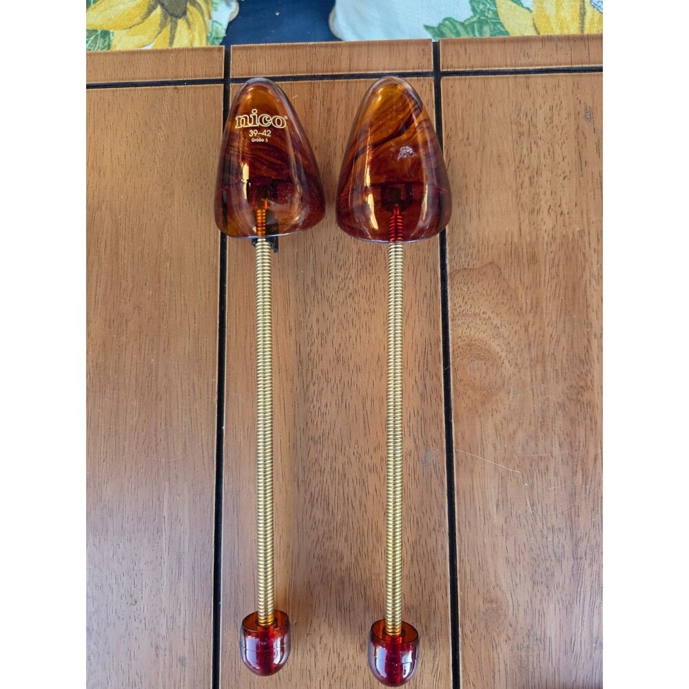 Vintage Nico Amber Tortoise Plastic Spring Coil Shoe Trees Size 39-42 W Germany